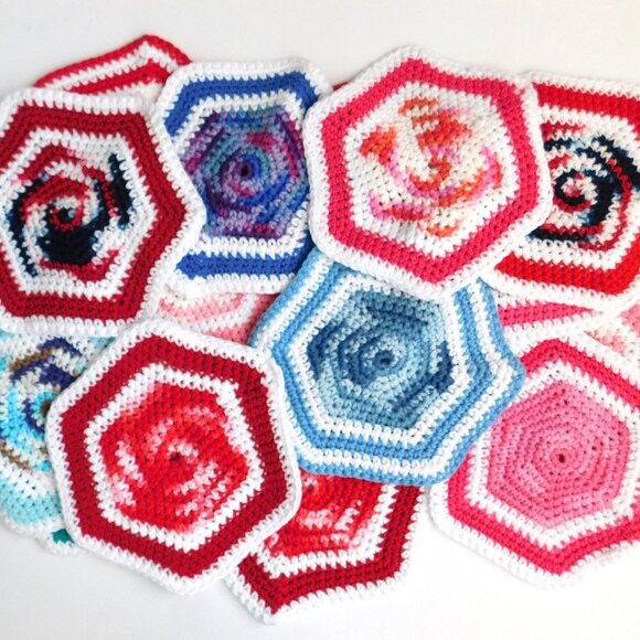 Hand Crocheted Pot Holders Mixed Color Lot of 17 Cotton Blend - Picture 1 of 6